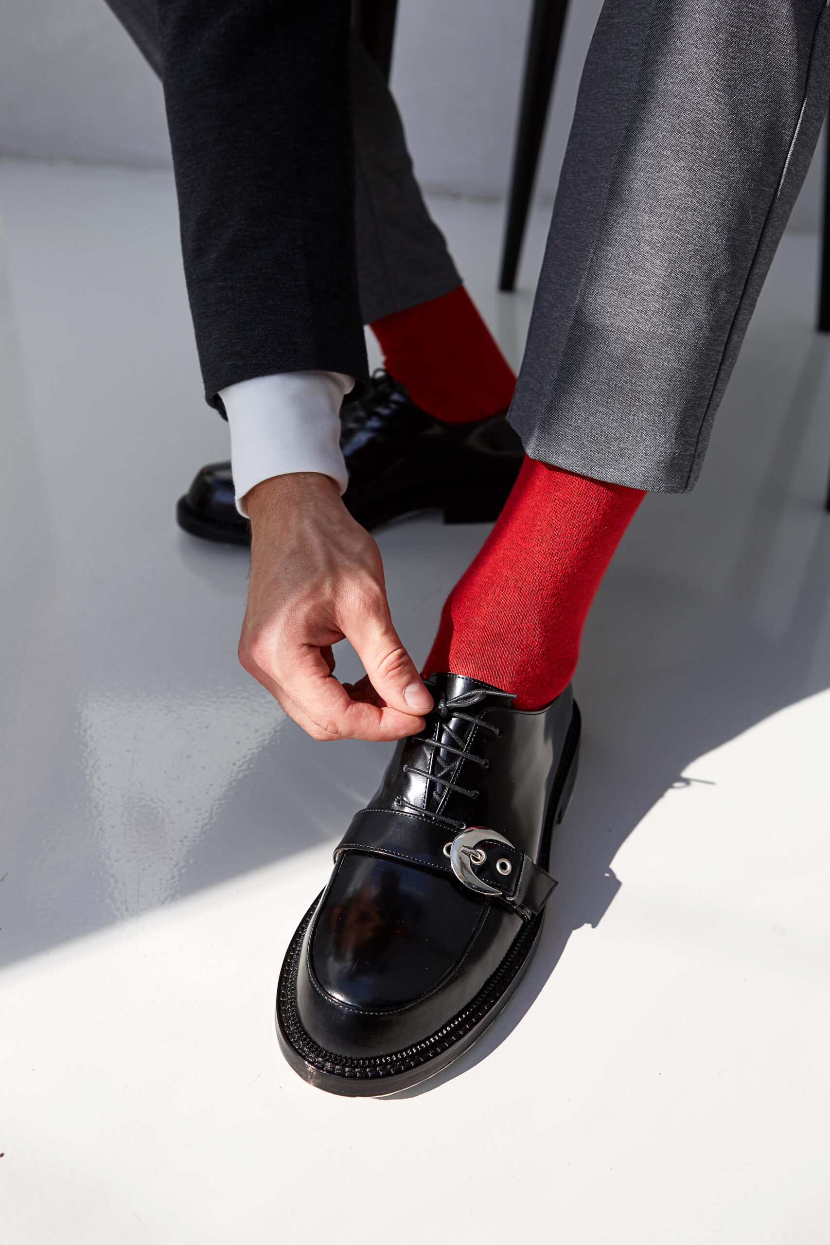 Elevating UK Business Attire: The Importance of Formal Socks for Men